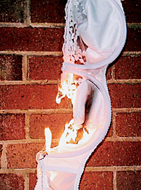 Второй аргумент был еще круче: сожженный бюстгальтер - как символ окончательной победы женщин над сексом