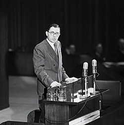 1947 год. Андрей Громыко в ООН призывает к разделу Палестины и образованию еврейского государства