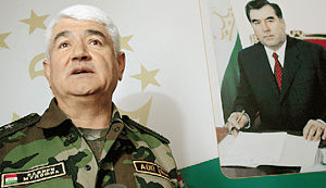 Министр обороны Таджикистана считает, что таджикам есть чему поучиться у России