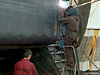 Рабочие верфи Браувер ремонтируют как большие, так и малые суда