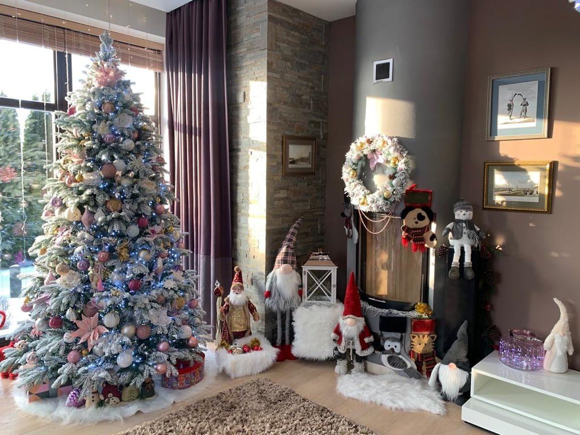 Примеры украшения новогодней елки от покупателей магазина sosna.kiev.ua