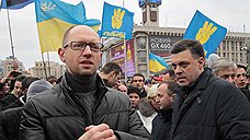 "В Киев со всей страны съезжаются активисты и простые люди"