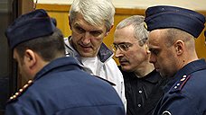 "Власть не сбрасывает Ходорковского как своего оппонента со счетов"