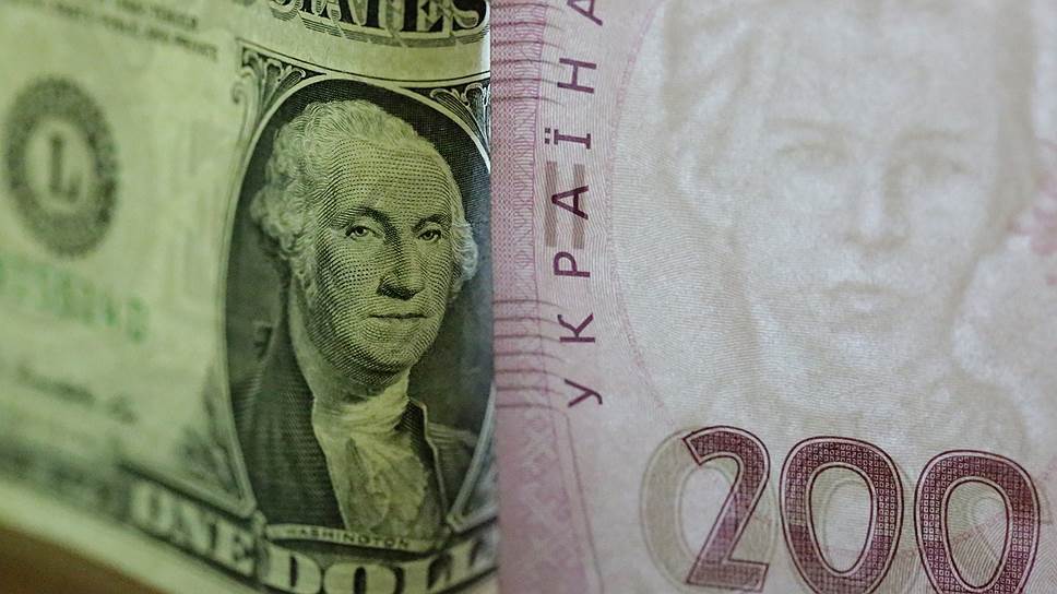 «Украина находится в состоянии полного краха денежно-финансовой системы»