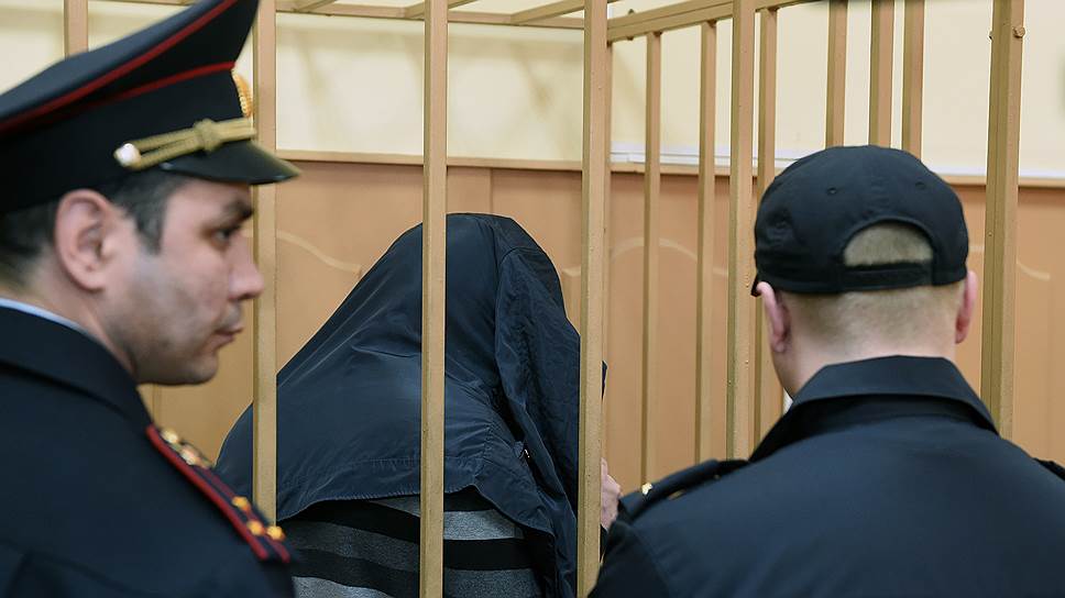 Обвиняемый отказывается от адвоката. Хамзат Бахаев осужденный за Немцов.