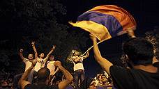 "Количество протестующих в Ереване увеличивается со дня на день"