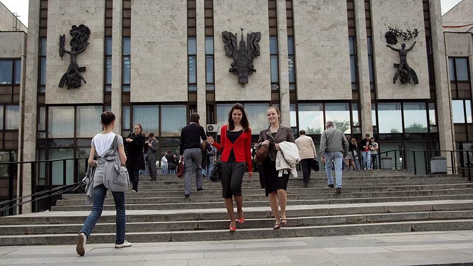 О скандале вокруг студентки МГИМО, назвавшей Россию «Рашкой»