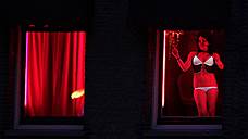 Легендарный квартал в Амстердаме зажигает красный свет для туристов