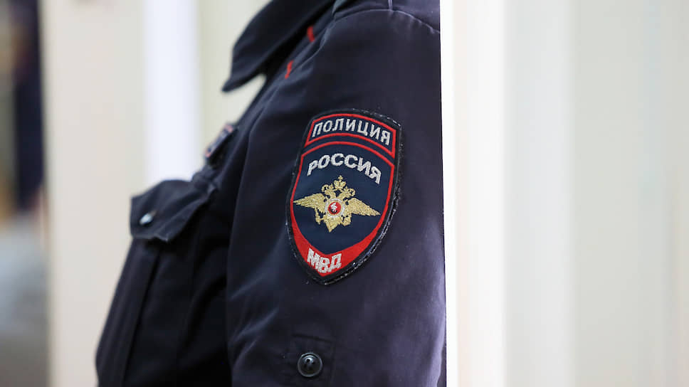 Уволенные из-за дела Ивана Голунова полицейские зайдут через суд