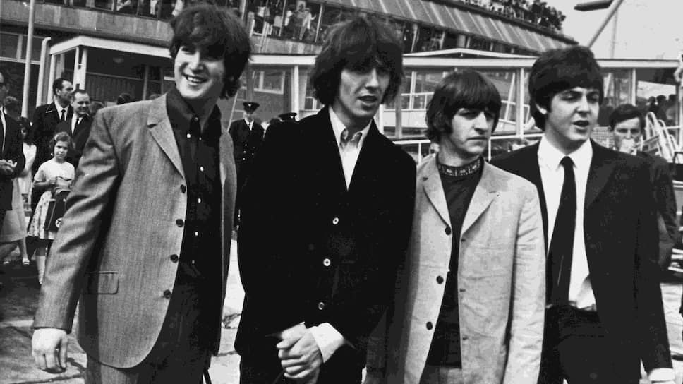 Слева направо: Джон Леннон, Джордж Хариссон, Ринго Старр и Пол Маккартни