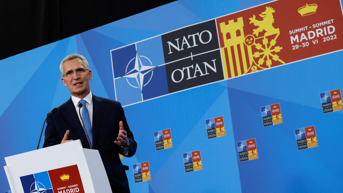 НАТО расставляет «фигуры»