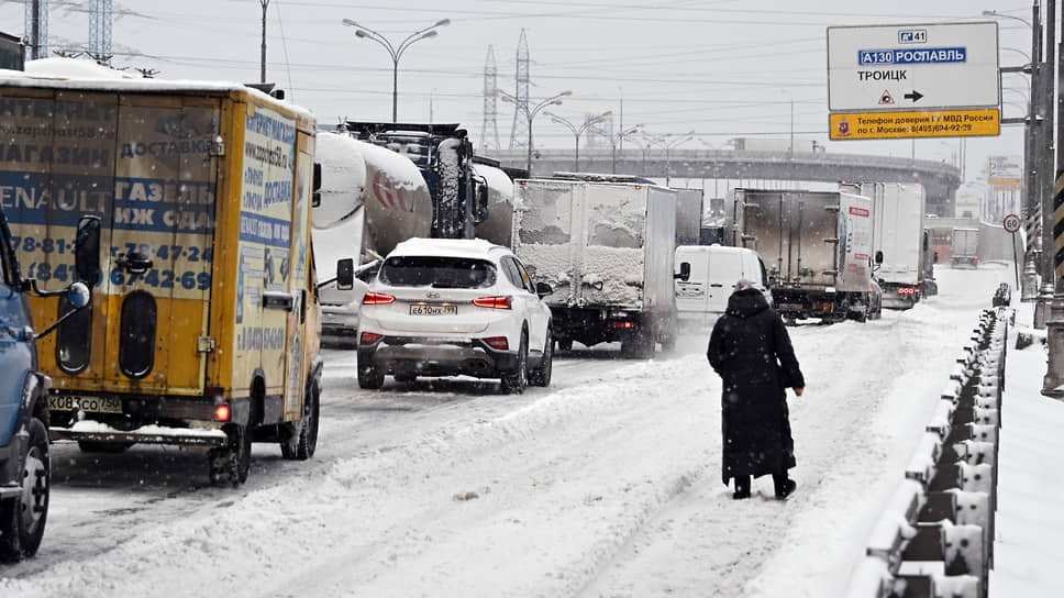 Как Москву занесло снегом