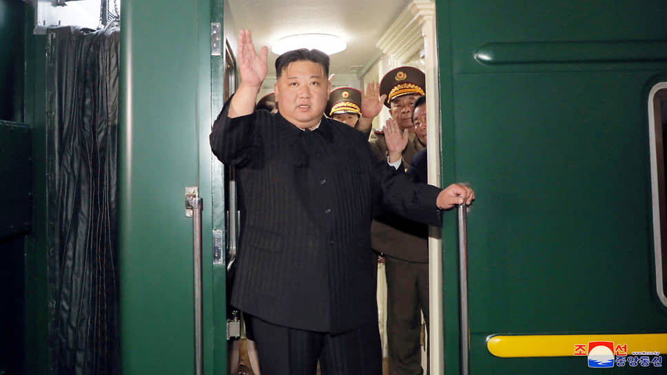 What train did the DPRK leader take to WEF 2023?