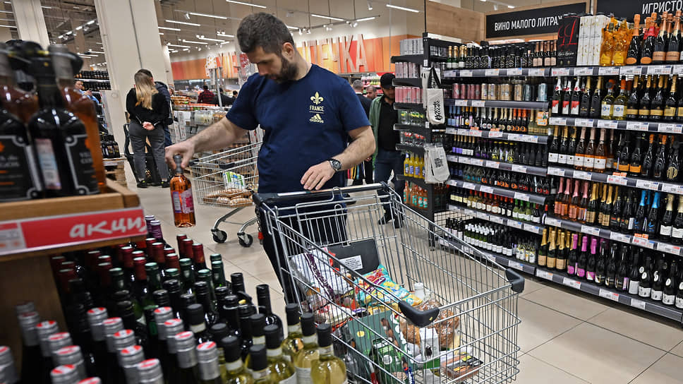 Why retailers opposed the legalization of online sales of alcohol