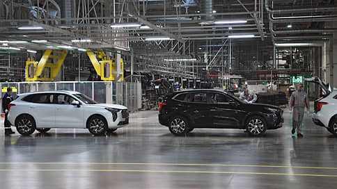 Авторынок просчитывает планы // Сколько машин из КНР смогут продать в России в 2024 году