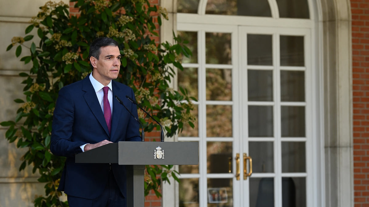 Испанский премьер не оставит пост