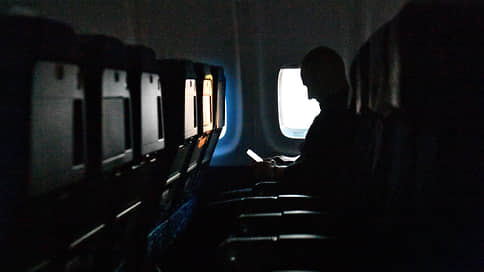 Самолеты подключатся к Wi-Fi // В чем сложность внедрения интернета на рейсах российских авиакомпаний