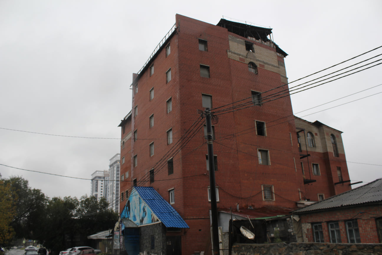 Ранее здание грузинского центра хотели снести из-за планов строительства развязки