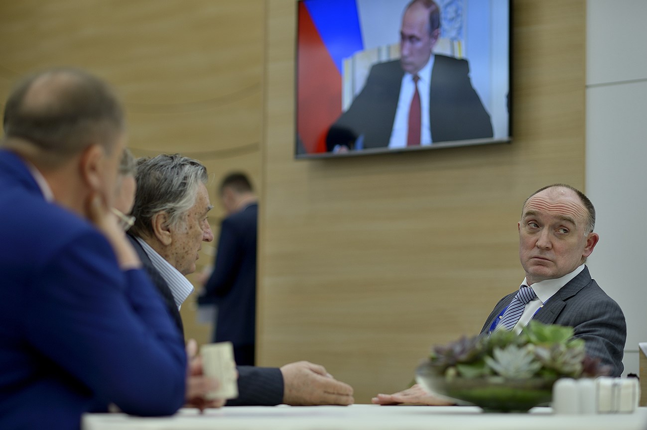 Одним из ключевых успехов Бориса Дубровского считают получение Челябинском статуса города, который в 2020 году примет международные саммиты ШОС и БРИКС с участием более чем двух десятков глав государств. Соответствующий указ Владимир Путин подписал в марте 2018 года