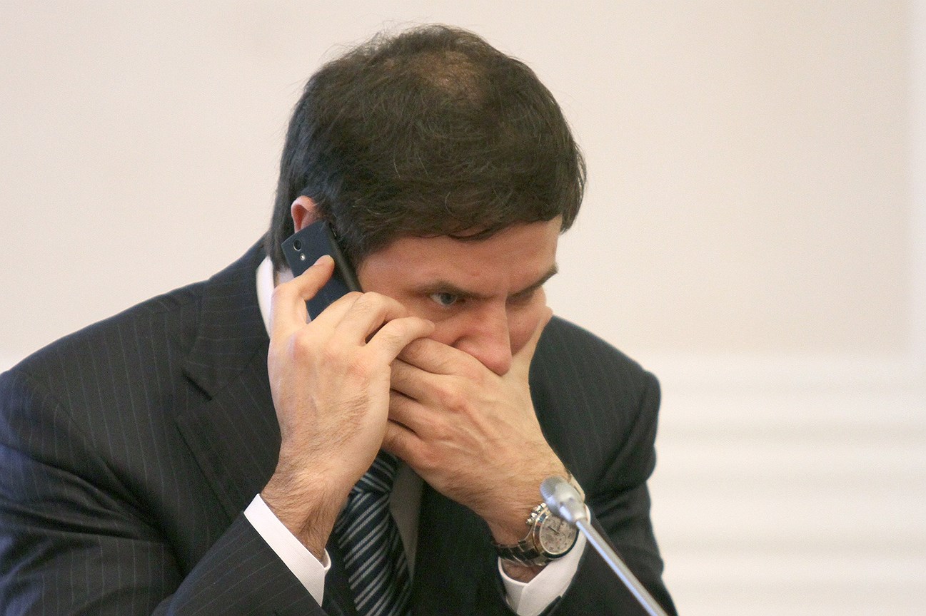 В 2017 году Михаил Юревич попал под уголовное преследование. Сейчас в отношении экс-губернатора расследуется несколько дел - о получении взяток на сумму более 3 млрд руб. и подстрекательстве к распространению клеветы. Сам он вину не признает. 