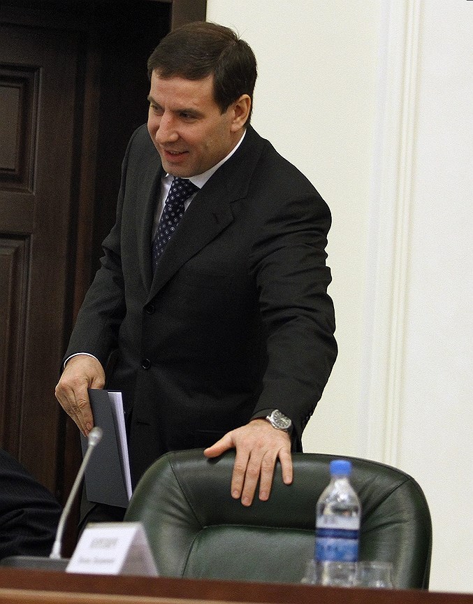 В марте 2010 года законодательное собрание Челябинской области на внеочередном заседании единогласно утвердило кандидатуру Михаила Юревича на должность губернатора