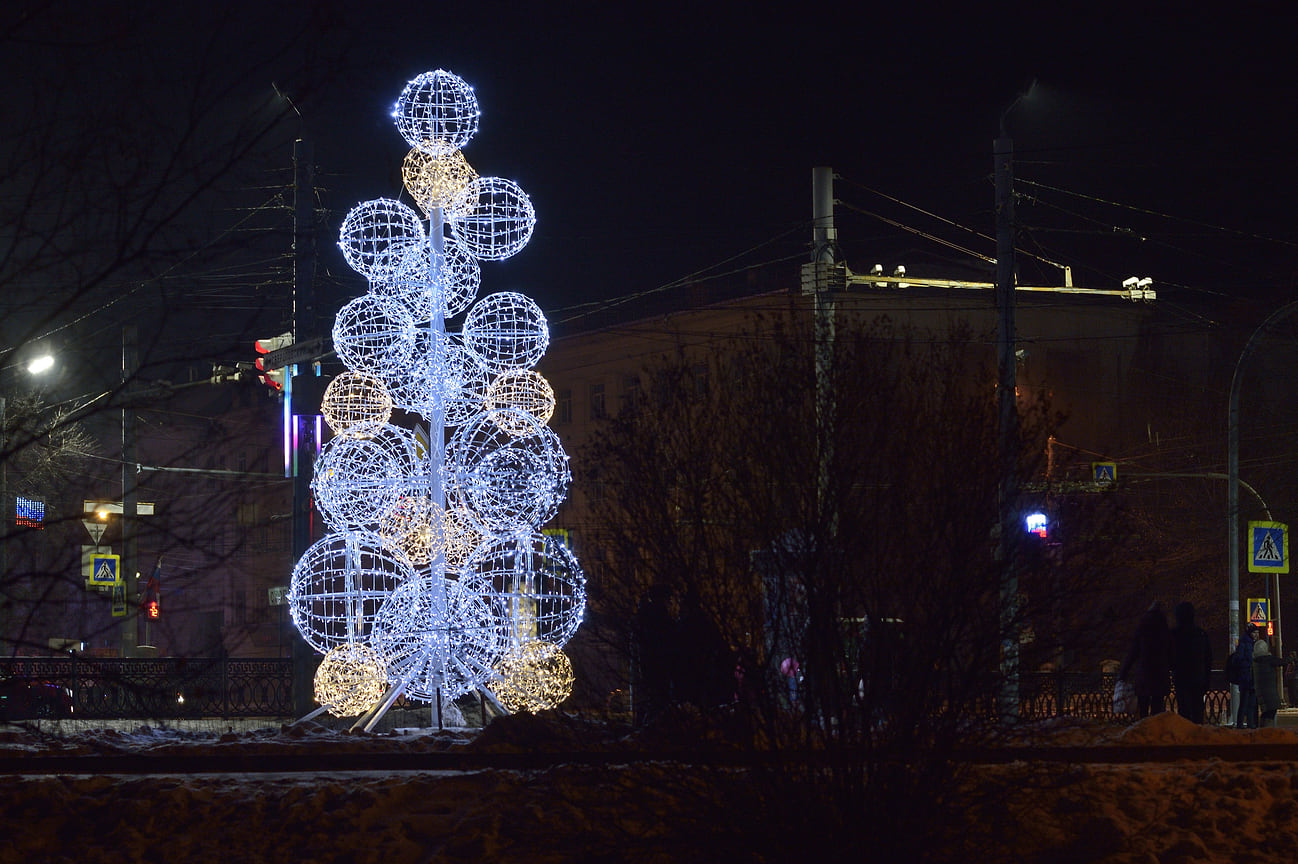 Новогодняя иллюминация в Челябинске