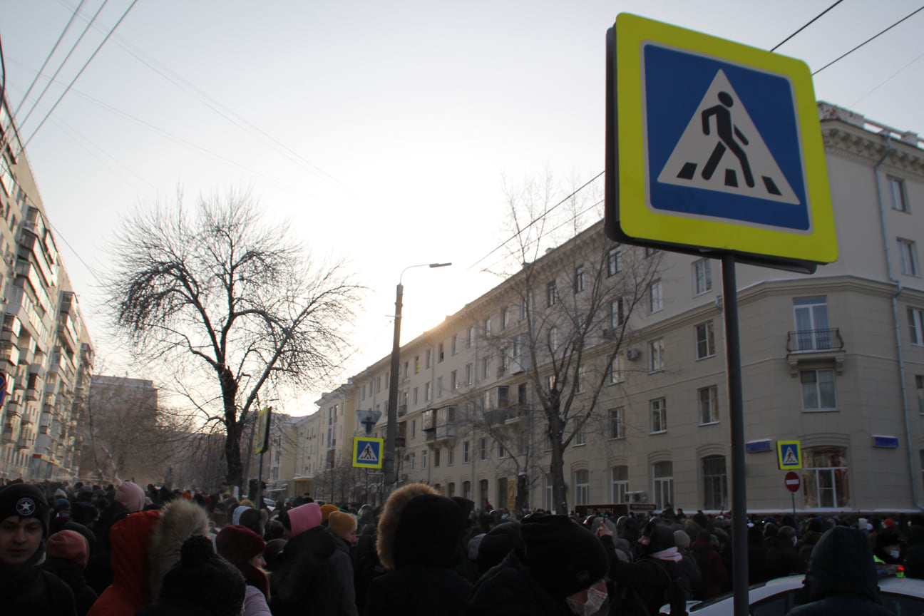 Несогласованное шествие в поддержку оппозиционного политика Алексея Навального в Челябинске 23 января