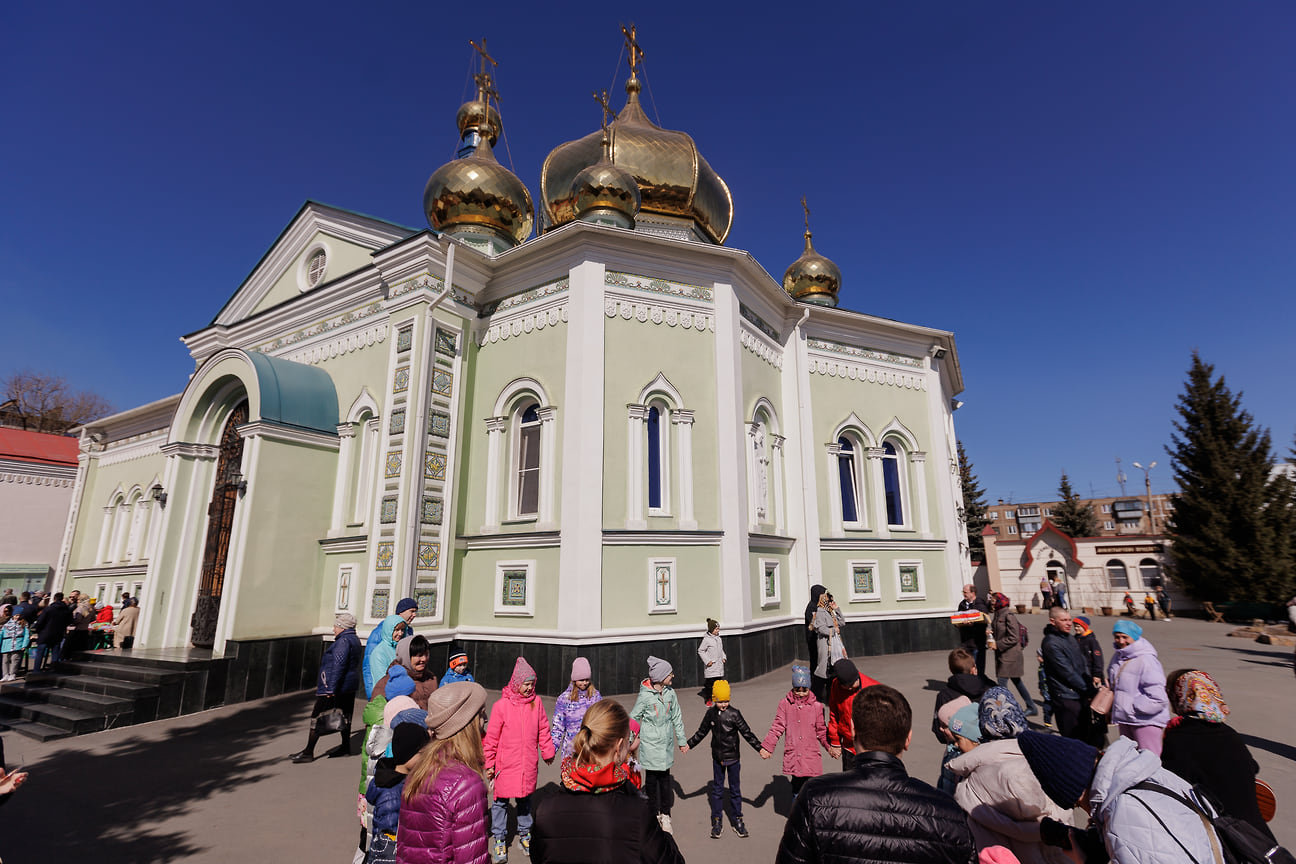 Православные христиане в Челябинске отметили Пасху
