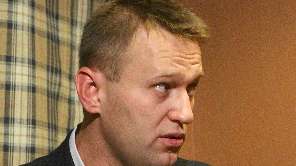 Первым на конкурс минпрома Челябинской области обратил 
внимание оппозиционный блогер Алексей Навальный 