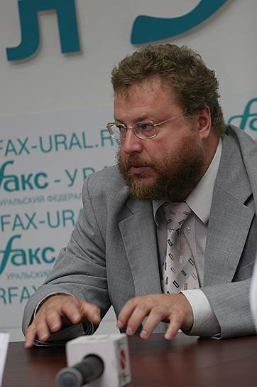 Вадим Дубичев полтора часа убеждал депутатов Краснотурьинска в пользе отмены прямых выборов мэра