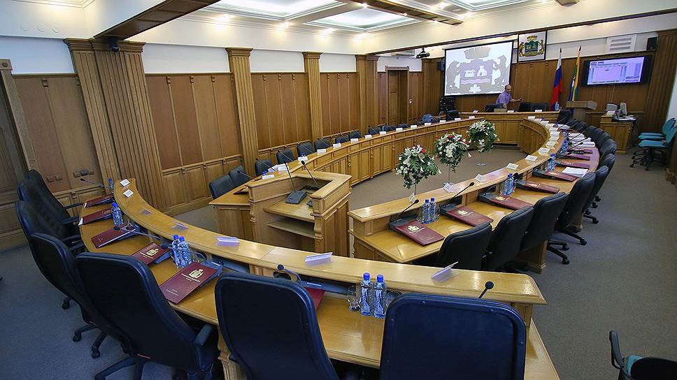 Оппозиция не уверена, что сможет занять места в думе Екатеринбурга, если будет отменена смешанная система выборов
