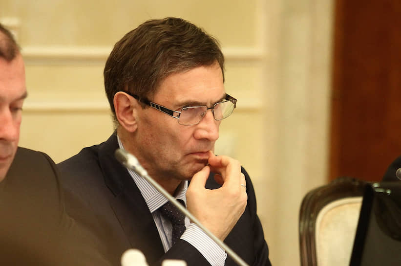 Заместитель губернатора Сергей Зырянов предупредил о сокращении доходов бюджета из-за пересмотра кадастровой стоимости