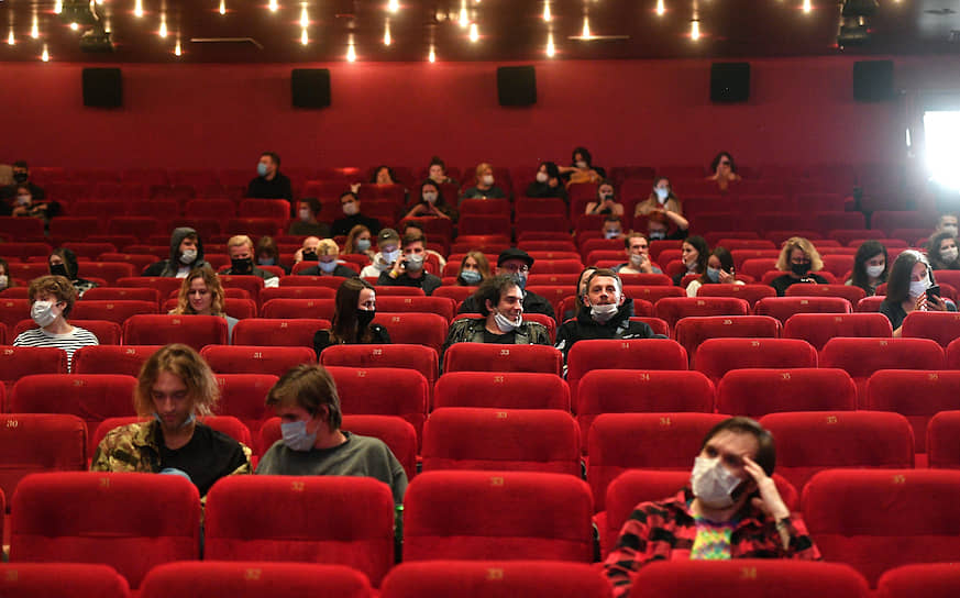 Пока наполняемость кинозалов в Екатеринбурге в среднем составляет 12-13%