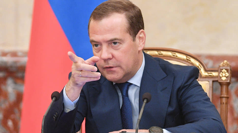 Ожидается, что дмитрий медведев откроет пленарное заседание на выставке "Дорогая-2019" в Екатеринбурге 