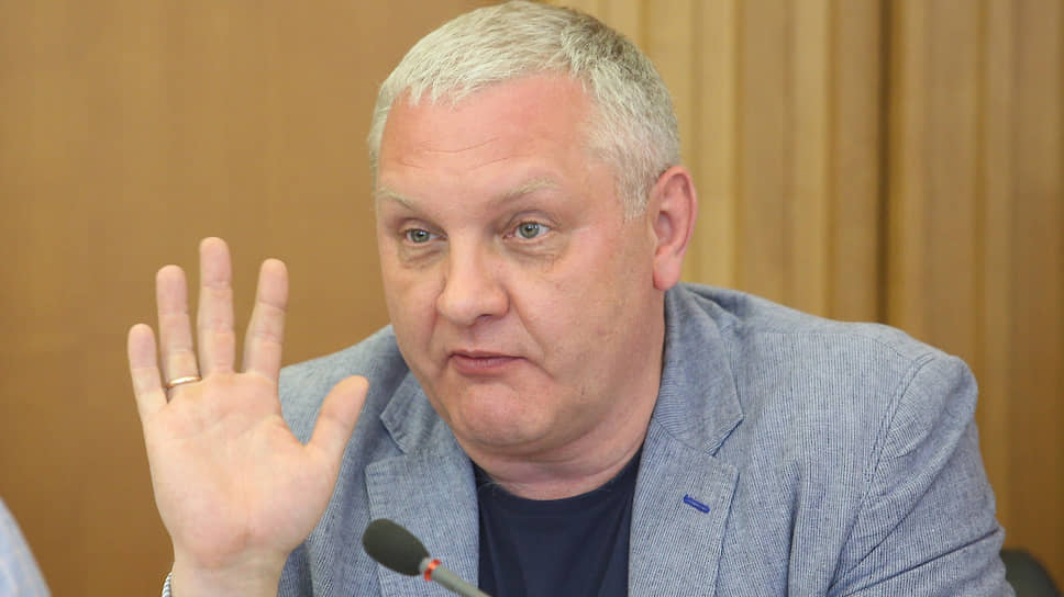  Депутат Александр Колесников уверен, что за безопасность школ должны платить федеральные власти 