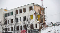 Министр строительства заявил, что «Маяк» не сможет построить жилые высотки на Декабристов