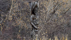 Деревянных идолов из парка лесоводов России планируют перенести к лекторию центра «Эрмитаж-Урал»