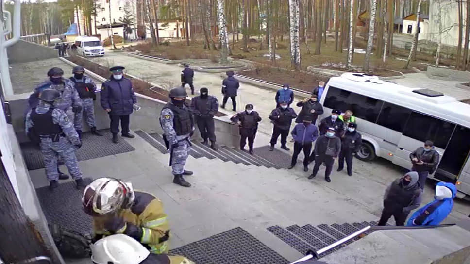 Захват Среднеуральского женского монастыря
