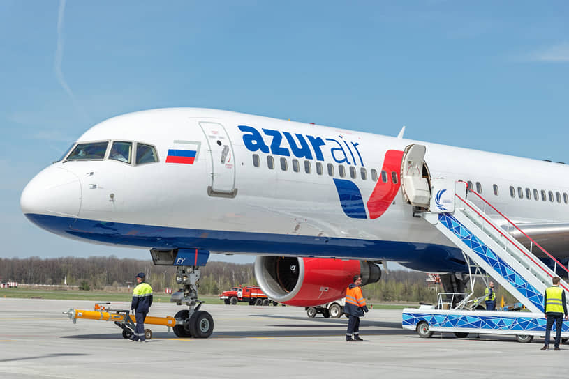 Азур Эйр самолеты. Азур Эйр Сочи. Azur Air Уфа. Азур Эйр Казань.