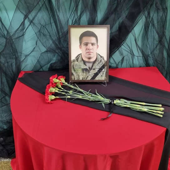 27-летний Игорь Василенко из Нижневартовская (ХМАО), погибший во время спецоперации на Украине
