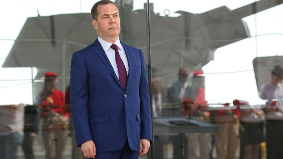 Заместитель председателя Совета Безопасности России Дмитрий Медведев 