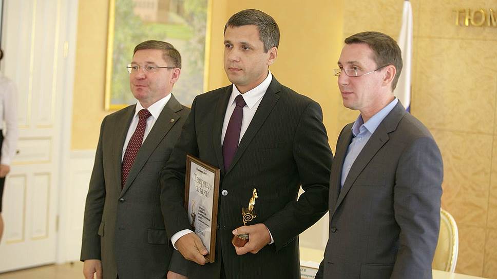 В центре: Александр Сакевич, директор Западно-сибирского Инновационного Центра (Тюменский технопарк)