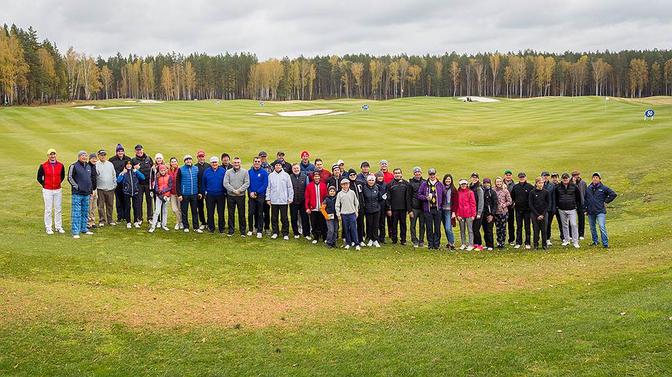 На закрытии сезона в Pine Creek Golf Resort собрались 44 гольфиста. Им предстояло сыграть в турнир Ryder Cup, известный постоянной сменой формата