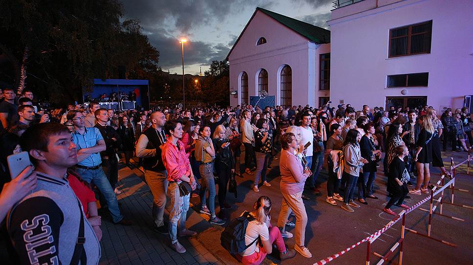 Фестиваль Ural Music Night прошел в Екатеринбурге на 115 площадках в ночь с 29 на 30 июня.