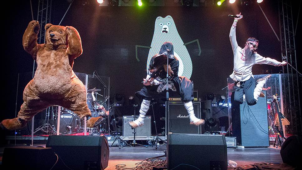 Фестиваль «Старый новый рок» 13 января прошел в Екатеринбурге на четырех площадках Ельцин Центра. Нейромонах Феофан.