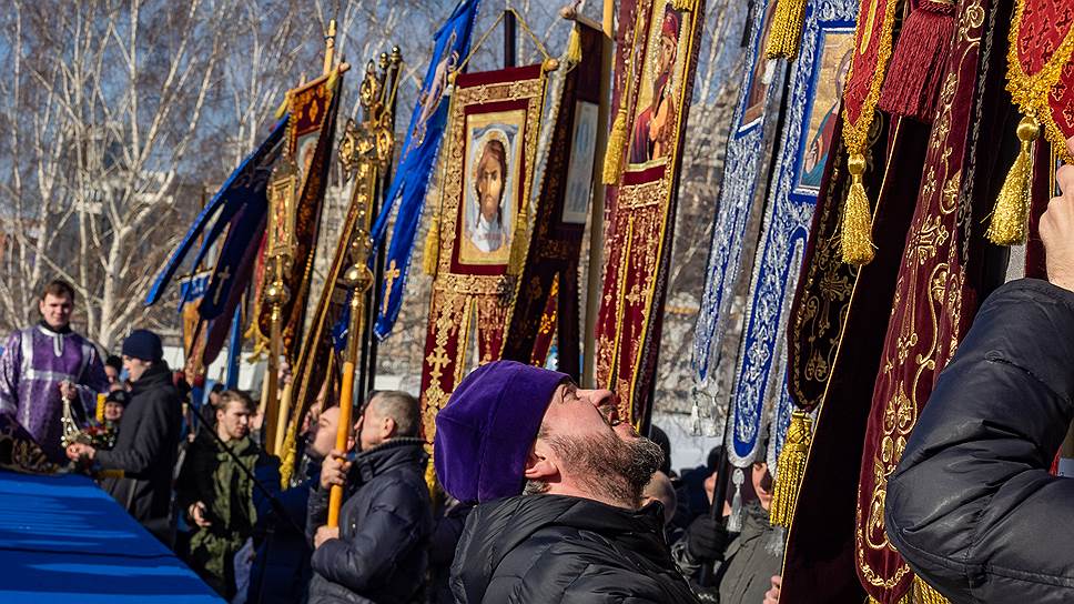 17 марта 2019 года в Екатеринбурге прошел общегородской молебен на площадке перед театром драмы, на месте будущего строительства храма святой Екатерины.