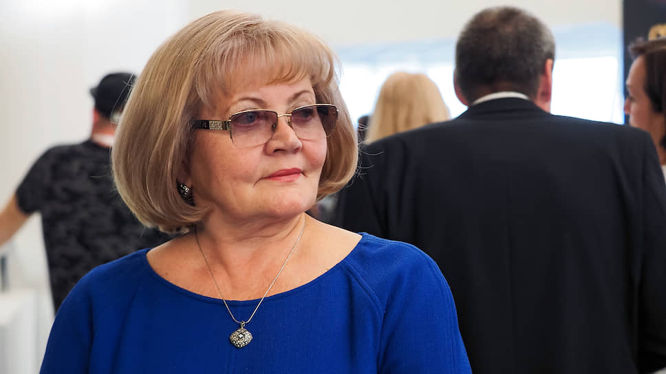 Председатель законодательного собрания Свердловской области Людмила Бабушкина