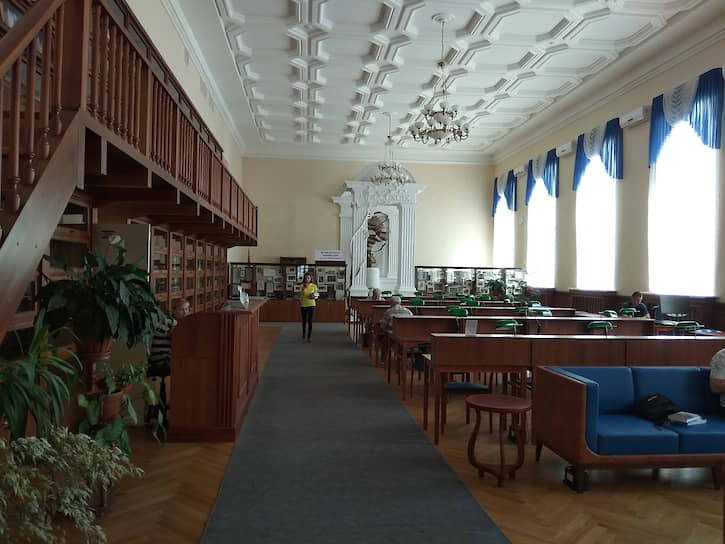 вердловская областная библиотека имени Белинского