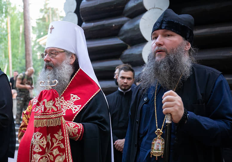 Бывший митрополит Екатеринбургский и Верхотурский Кирилл (слева) и Евгений Кульберг (справа) 