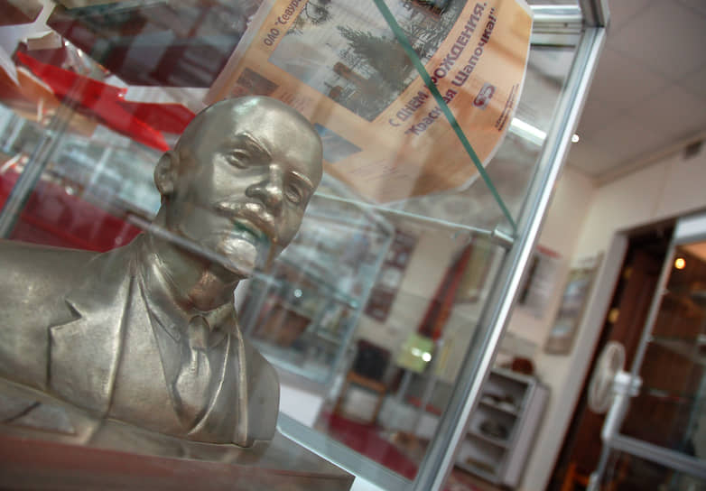 Бюст Ленина в музее СУБРа в Североуральске